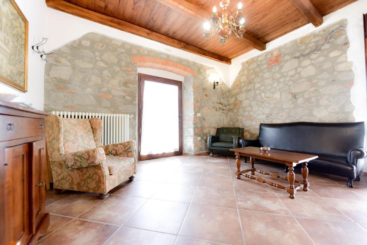 Agriturismo Castello Delle Fornaci - Private Jacuzzi Arcidosso Luaran gambar
