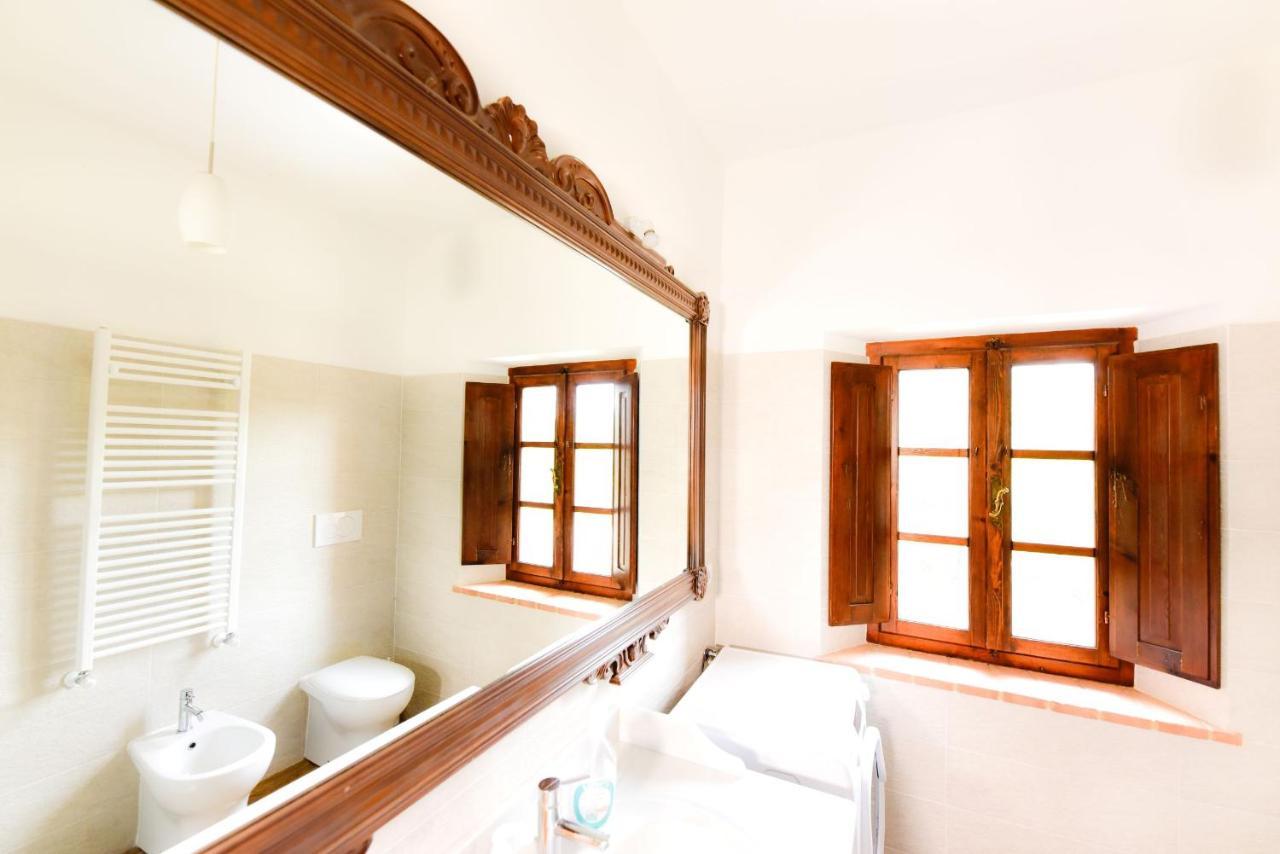 Agriturismo Castello Delle Fornaci - Private Jacuzzi Arcidosso Luaran gambar
