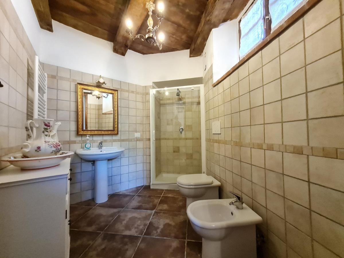 Agriturismo Castello Delle Fornaci - Private Jacuzzi Arcidosso Luaran gambar