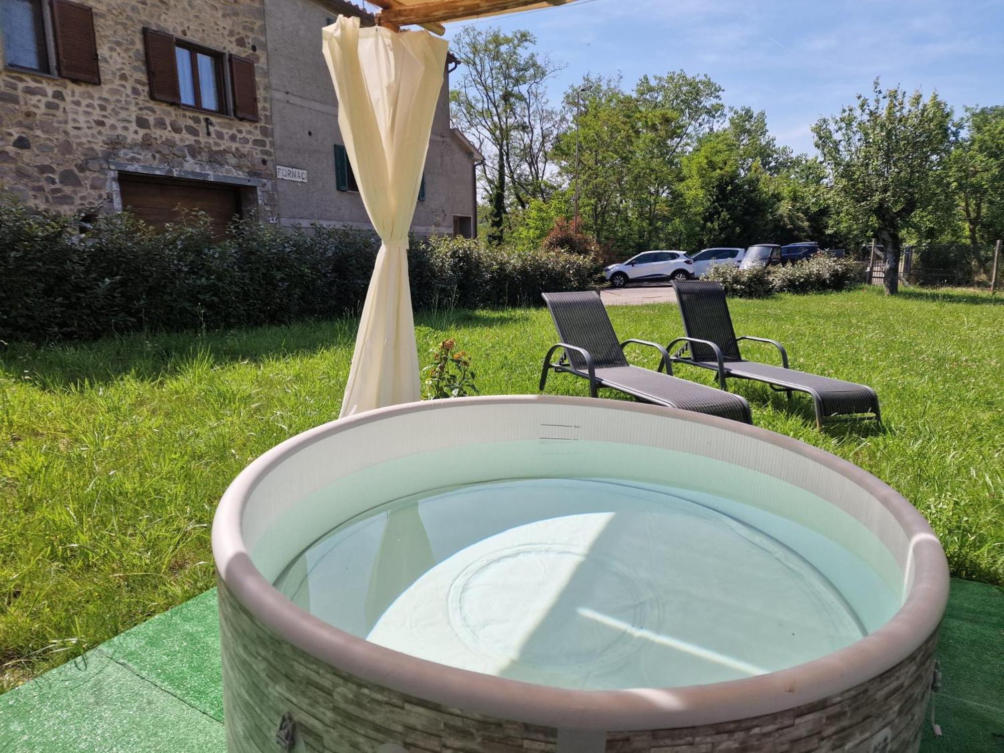Agriturismo Castello Delle Fornaci - Private Jacuzzi Arcidosso Luaran gambar