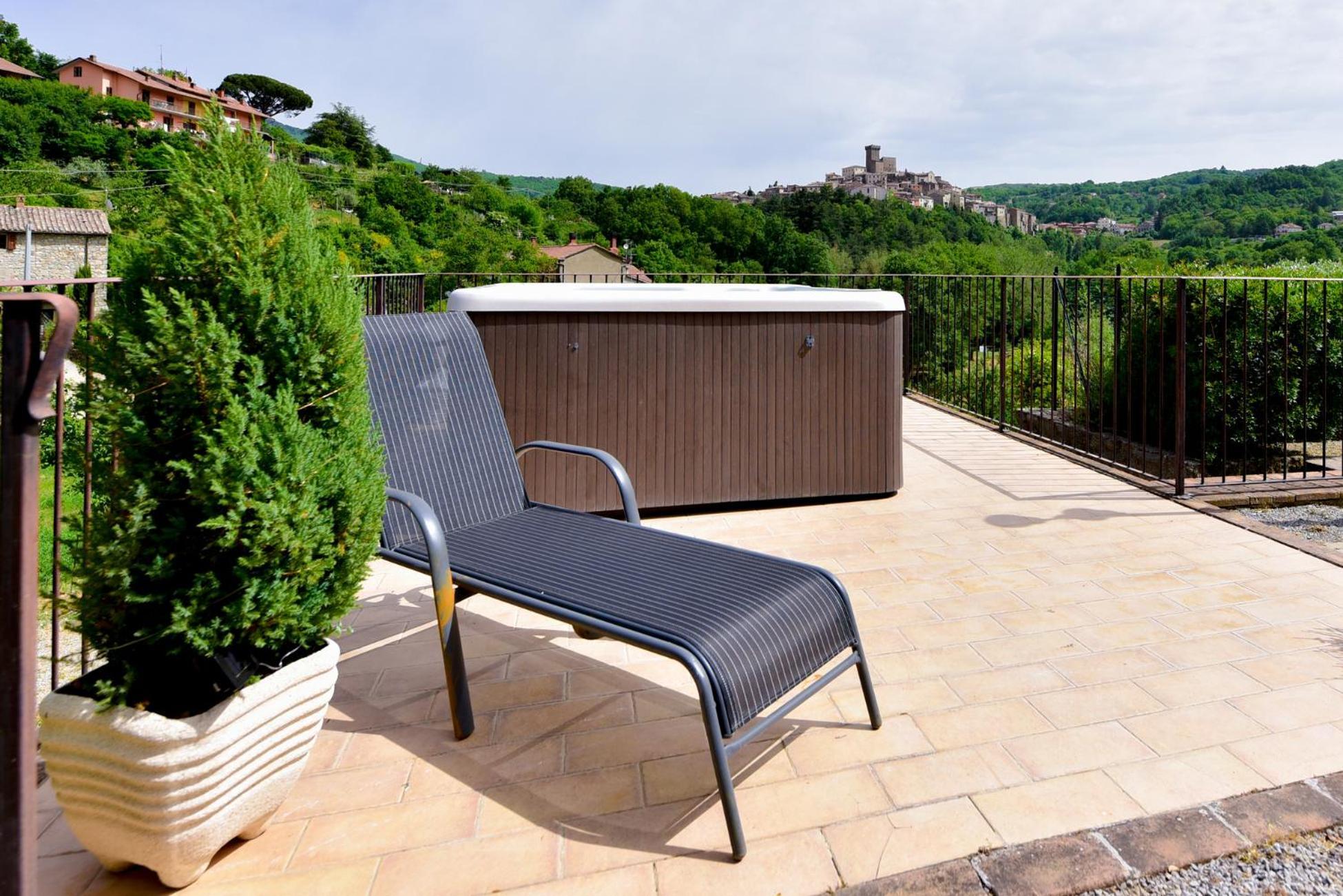 Agriturismo Castello Delle Fornaci - Private Jacuzzi Arcidosso Luaran gambar